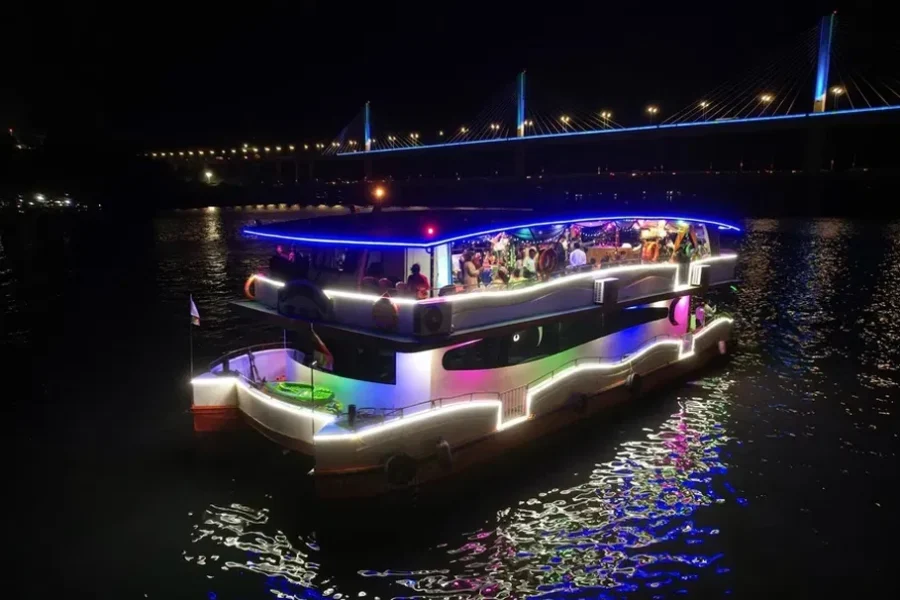 Boat Cruise Party In GOA